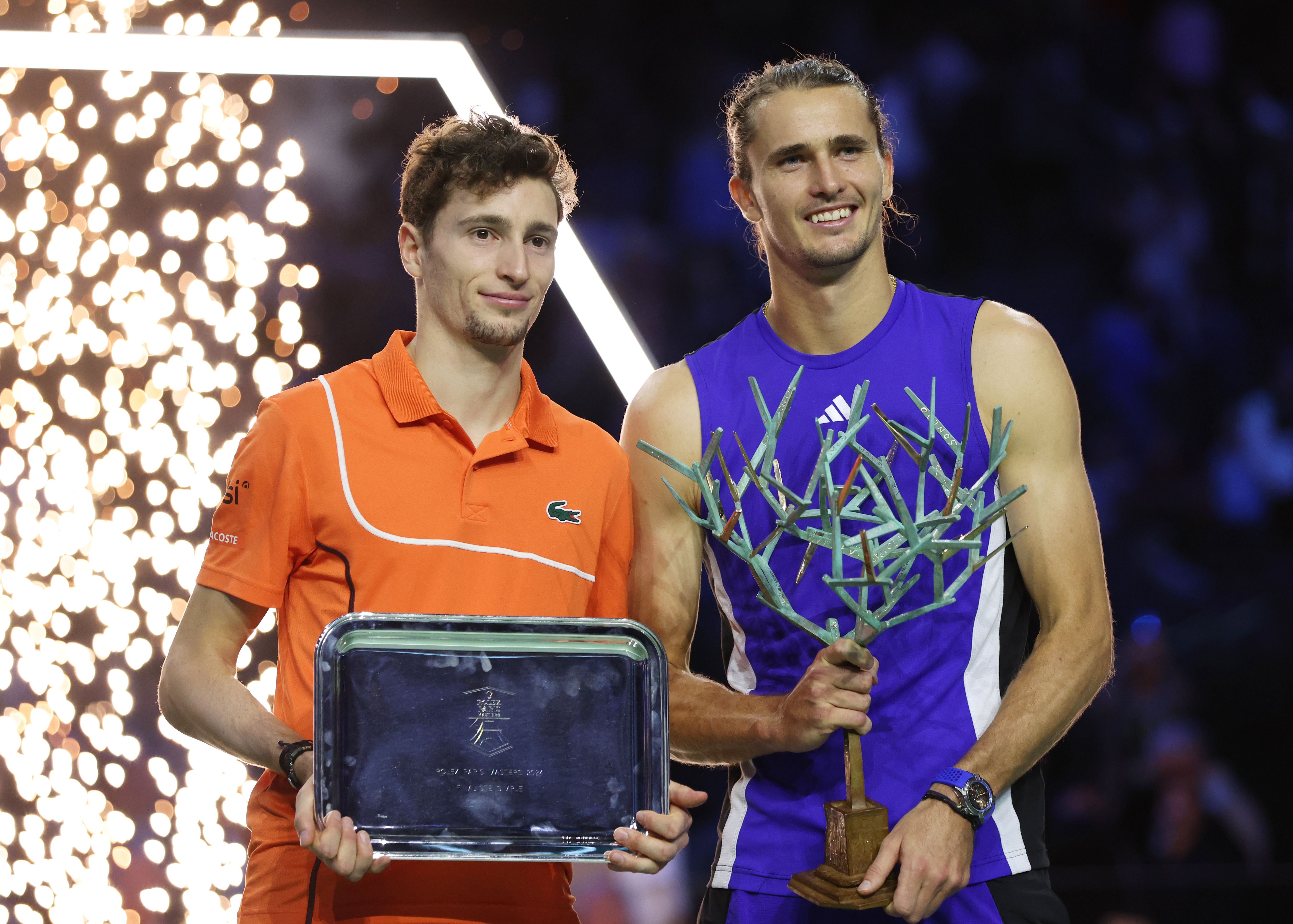 美网绝杀拉沃尔杯,兹维列夫刷新纪录的简单介绍 美网绝杀拉沃尔杯,兹维列夫刷新纪录的简单介绍