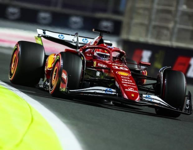 包含迈凯伦翻盘雷诺车队,勒克莱尔高光表现的词条 包含迈凯伦翻盘雷诺车队,勒克莱尔高光表现的词条